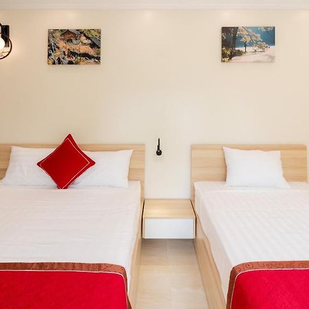 نينه بينه Della Luna Hotel المظهر الخارجي الصورة